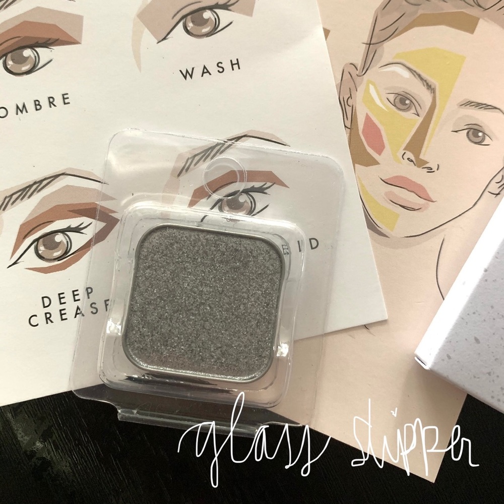 Maskcara Eyeshadow (Glass Slipper)